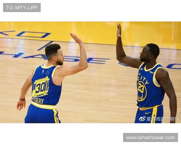 2005年NBA季后赛经典对决火箭与小牛精彩录像回顾与分析