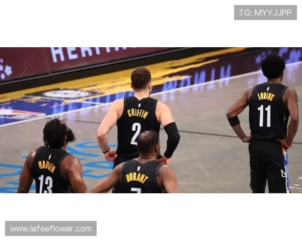 2010年雷霆与篮网激战回顾：一场扣人心弦的篮球对决与精彩瞬间