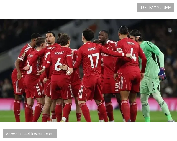 利物浦主场迎战马拉加期待精彩对决双方球员全力以赴争取胜利