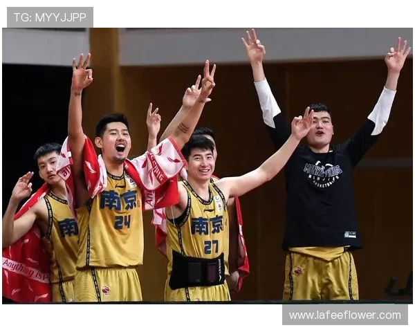 南京同曦迎战江苏队期待精彩对决与球迷共庆篮球盛宴