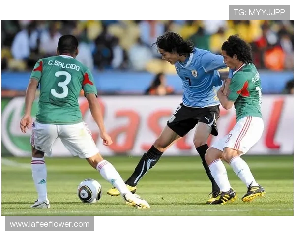 墨西哥与乌拉圭精彩对决直播全程回顾与分析